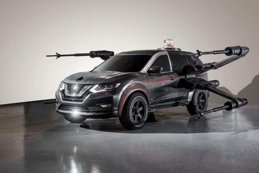 Nissan Rogue Poe Dameron's X-wing with BB-8 (T32) '2017